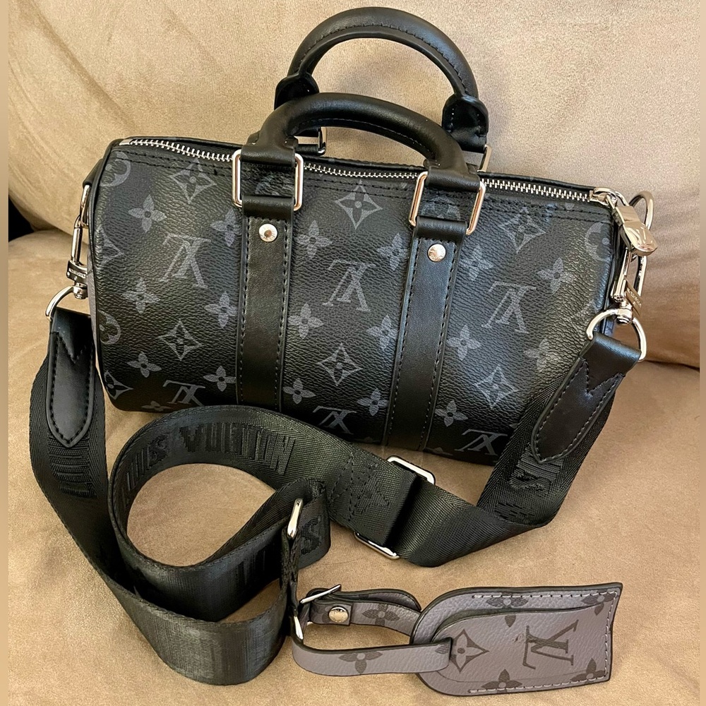 👝Monogram Handbag 👝 - Picture 7 of 11